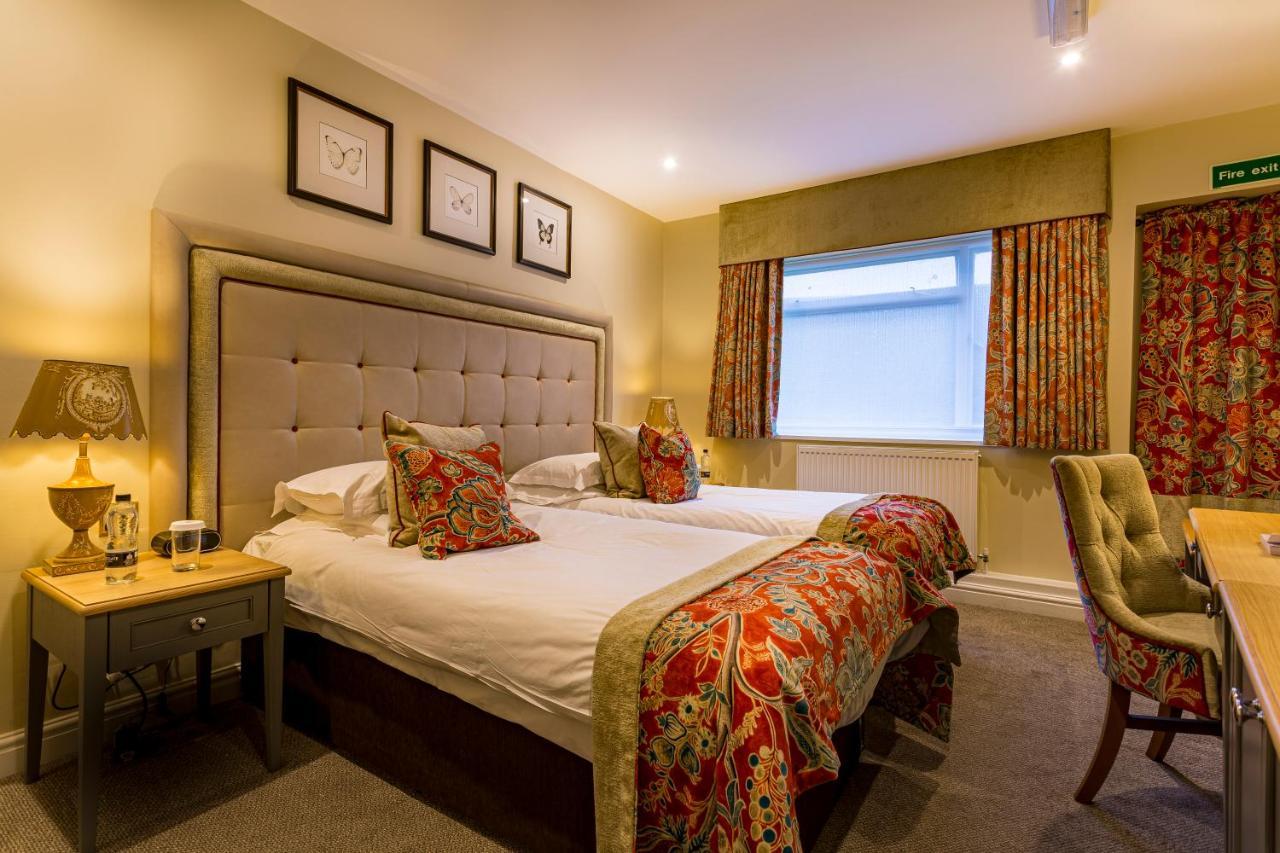 The Talbot Hotel, Oundle , Near Peterborough Bagian luar foto