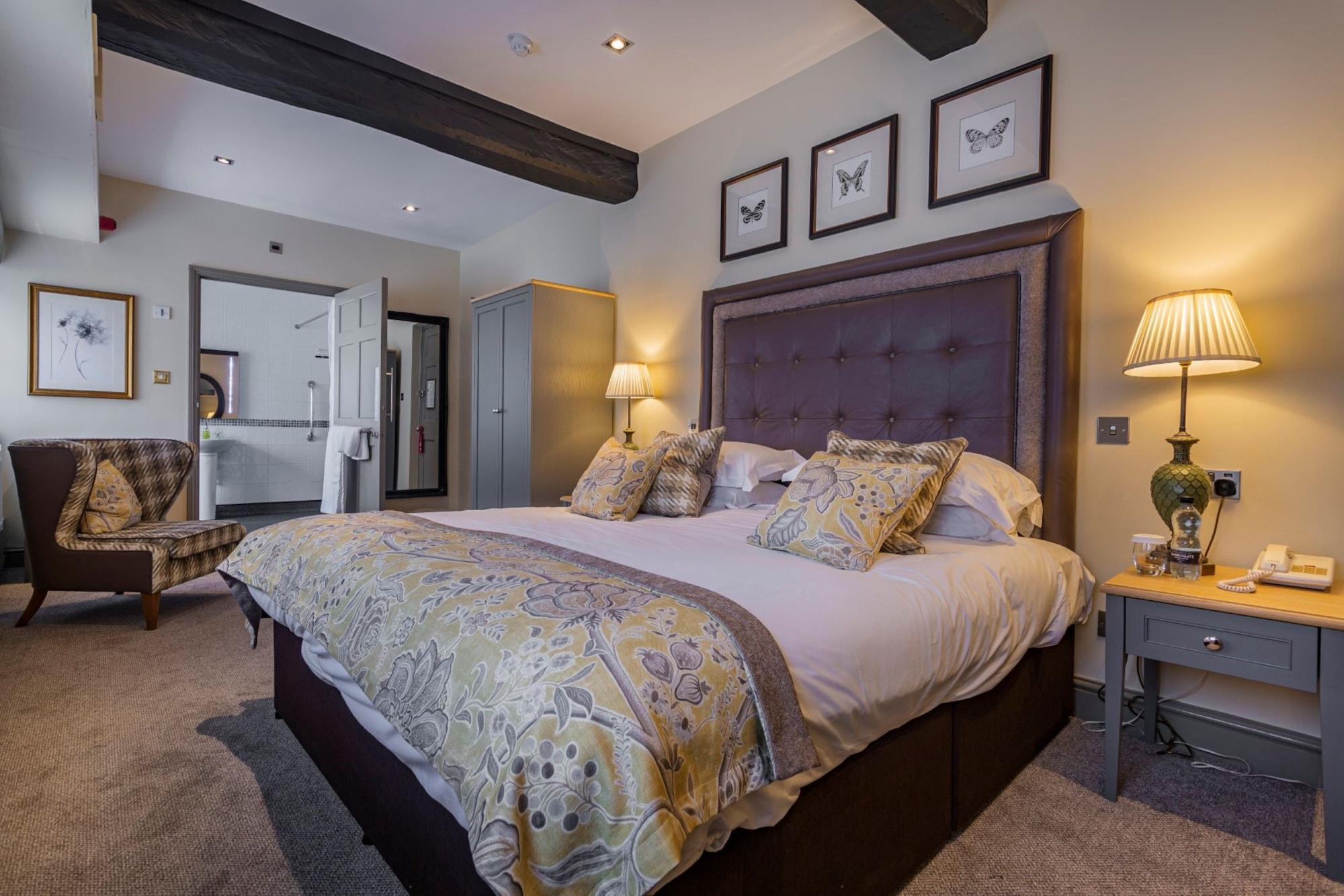 The Talbot Hotel, Oundle , Near Peterborough Bagian luar foto