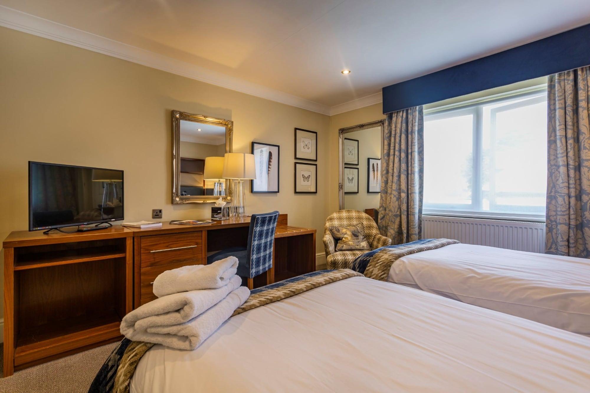 The Talbot Hotel, Oundle , Near Peterborough Bagian luar foto