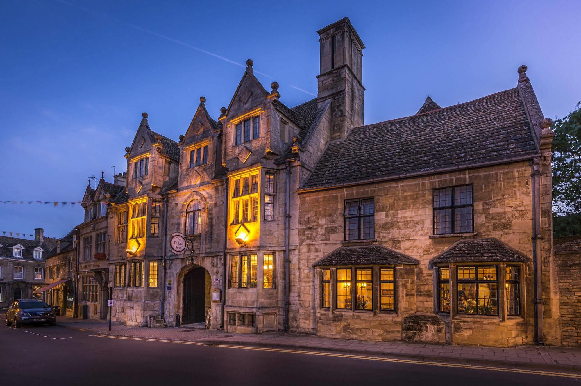 The Talbot Hotel, Oundle , Near Peterborough Bagian luar foto